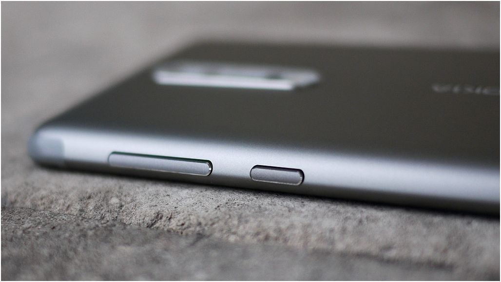 Обзор смартфона Nokia 8: дотянуться до "звезд"