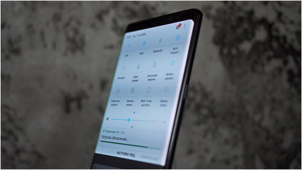 Обзор смартфона Samsung Galaxy Note 8: "безграничный" суперфлагман (обзор, смартфона, samsung, galaxy, note) Обзор смартфона Samsung Galaxy Note 8: "безграничный" суперфлагман