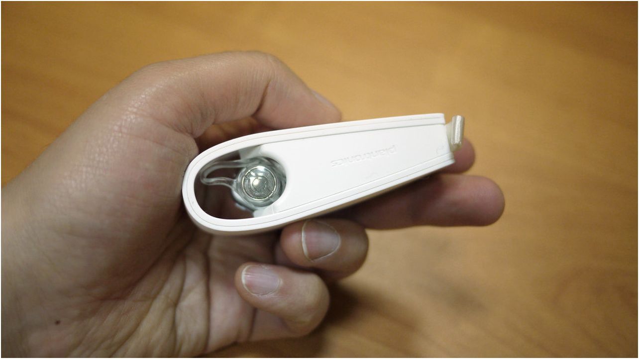 Обзор Bluetooth-гарнитуры Plantronics Voyager Edge