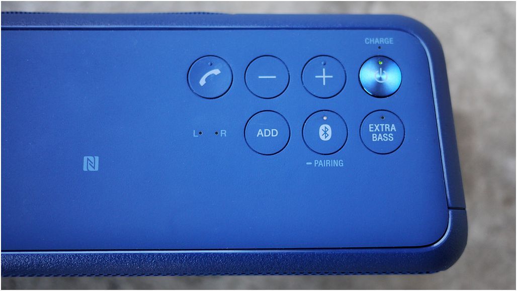 Обзор Bluetooth-колонки Sony SRS-XB3: диджей, дай нам бас