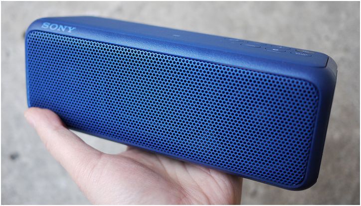 Обзор Bluetooth-колонки Sony SRS-XB3: диджей, дай нам бас