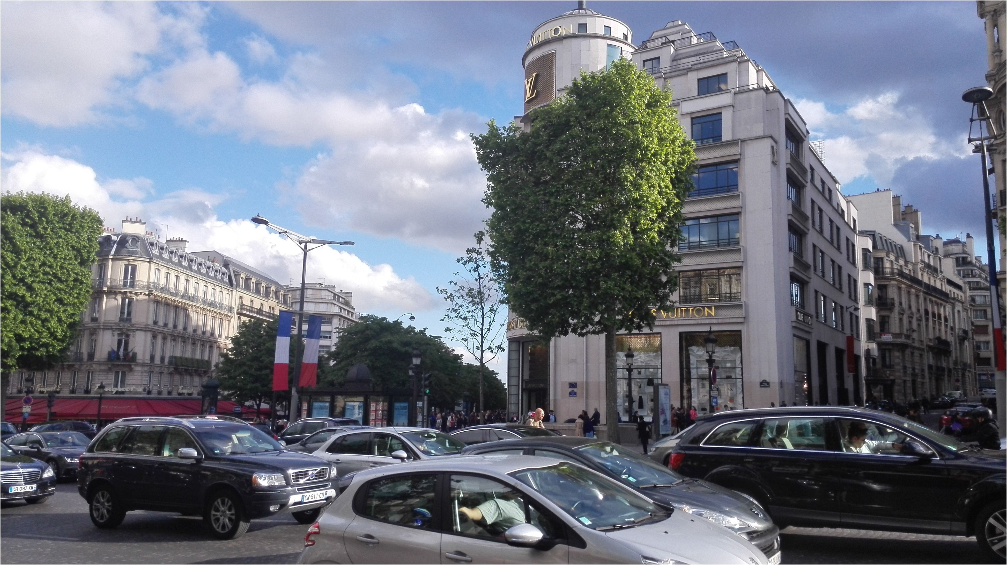 Обзор Huawei Ascend P7: китайский флагман с глобальными амбициями