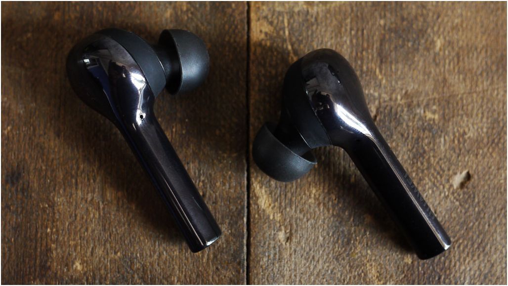 Обзор наушников Huawei FreeBuds: будущее без проводов (обзор, наушник, huawei, freebuds, будущее) Обзор наушников Huawei FreeBuds: будущее без проводов