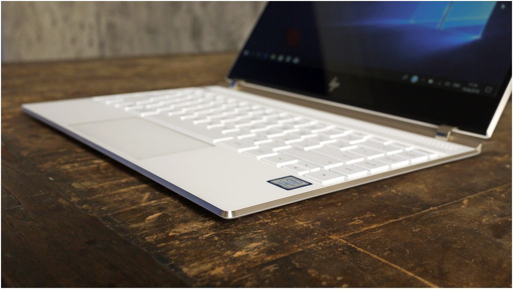 Обзор ноутбука HP Spectre 13 (2017): чтобы впечатлять