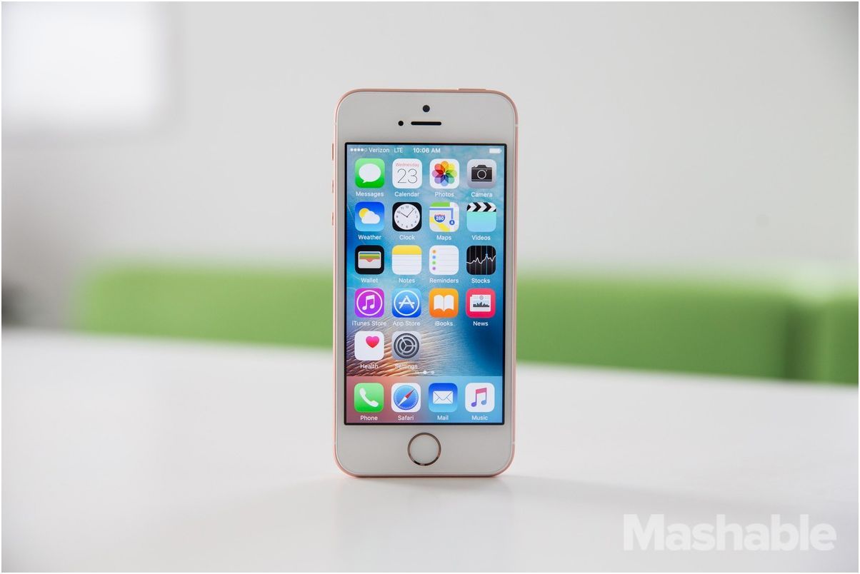 Обзор обзоров: iPhone SE (обзор, iphone, нового смартфона, Apple iPhone, Street Journal, Wall Street) Обзор обзоров: iPhone SE