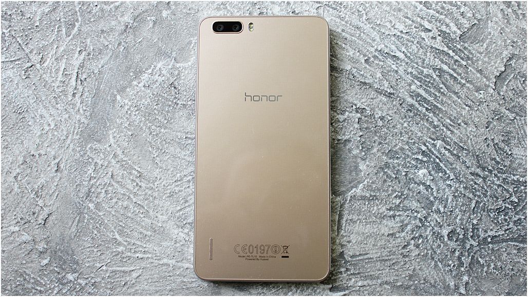 Обзор смартфона Huawei Honor 6 Plus: с камерным дуэтом