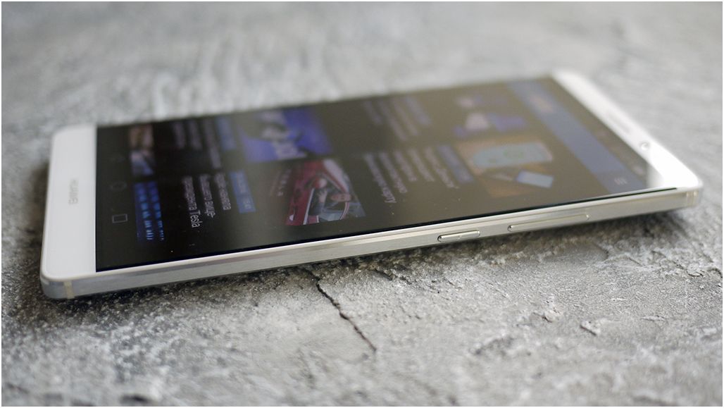Обзор смартфона Huawei Mate 8: мощный и долгоиграющий (обзор, смартфона, huawei, mate, мощный) Обзор смартфона Huawei Mate 8: мощный и долгоиграющий