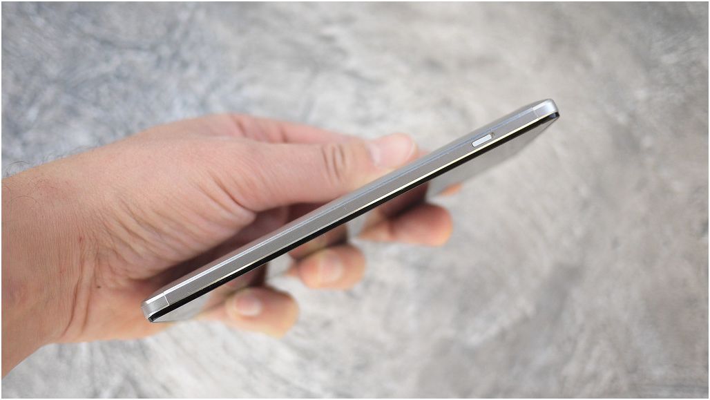 Обзор смартфона Lenovo Vibe P1: долгожитель с быстрой зарядкой (обзор, смартфона, lenovo, vibe, долгожитель, быстрый) Обзор смартфона Lenovo Vibe P1: долгожитель с быстрой зарядкой