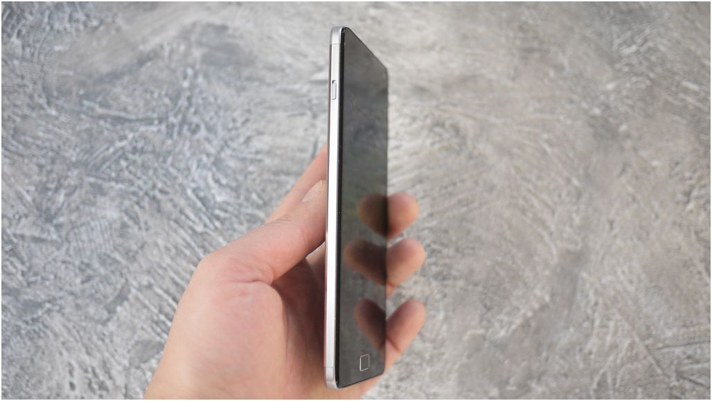 Обзор смартфона Lenovo Vibe P1: долгожитель с быстрой зарядкой (обзор, смартфона, lenovo, vibe, долгожитель, быстрый) Обзор смартфона Lenovo Vibe P1: долгожитель с быстрой зарядкой