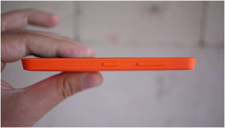 Обзор смартфона Nokia Lumia 630: 2 SIM и ничего лишнего (обзор, смартфона, nokia, lumia, ничто) Обзор смартфона Nokia Lumia 630: 2 SIM и ничего лишнего