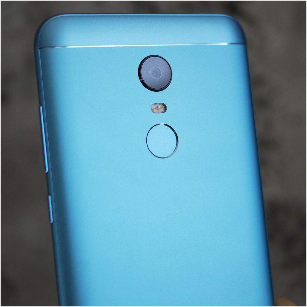 Обзор смартфона Xiaomi Redmi 5 Plus: бюджетник в "высоком" стиле