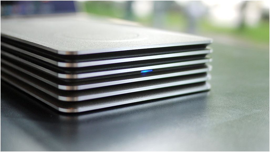 Обзор внешнего жесткого диска Seagate Innov8: без лишних проводов (обзор, внешний, жесткий, диск, seagate) Обзор внешнего жесткого диска Seagate Innov8: без лишних проводов