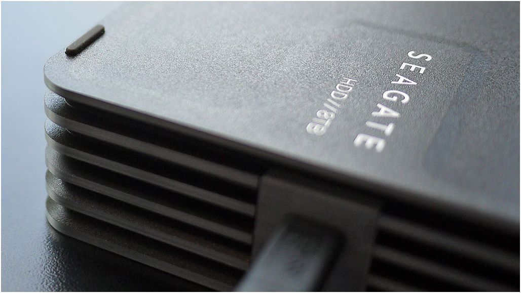 Обзор внешнего жесткого диска Seagate Innov8: без лишних проводов (обзор, внешний, жесткий, диск, seagate) Обзор внешнего жесткого диска Seagate Innov8: без лишних проводов