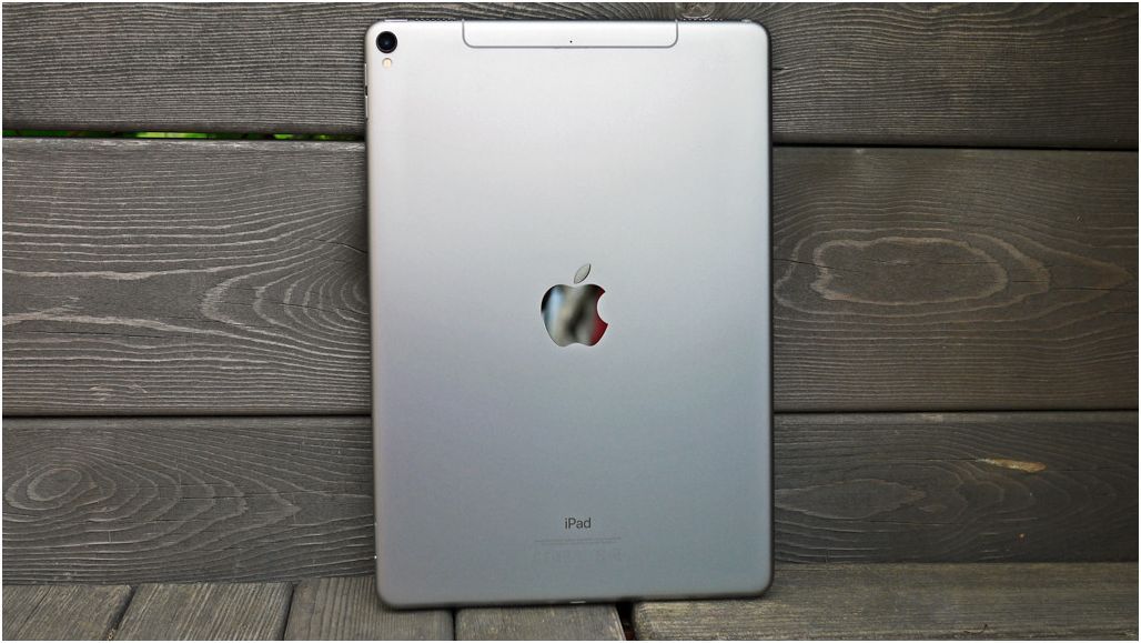 Обзор планшета iPad Pro 10.5: больше, удобнее, быстрее (обзор, планшет, ipad, больше) Обзор планшета iPad Pro 10.5: больше, удобнее, быстрее