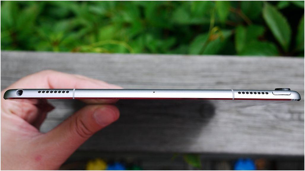 Обзор планшета iPad Pro 10.5: больше, удобнее, быстрее (обзор, планшет, ipad, больше) Обзор планшета iPad Pro 10.5: больше, удобнее, быстрее