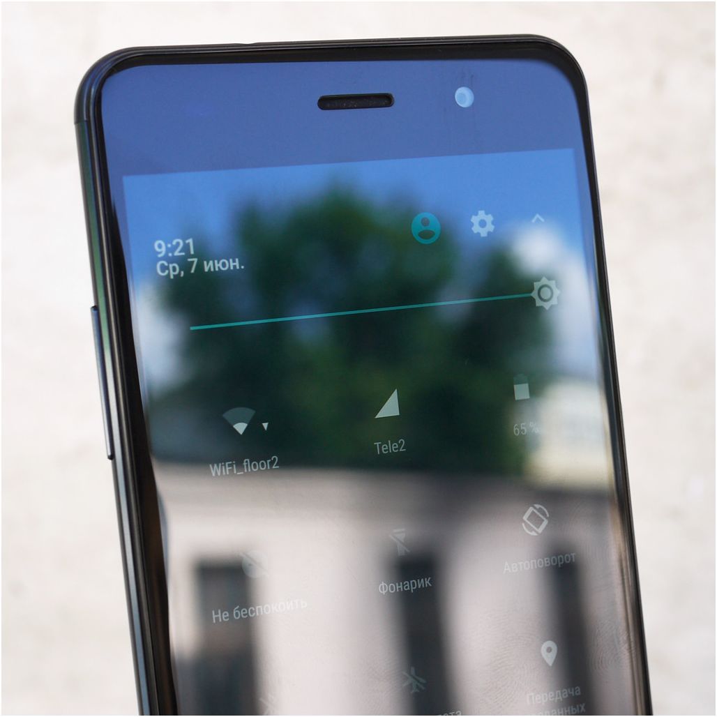 Обзор смартфона Fly Cirrus 13: без предрассудков