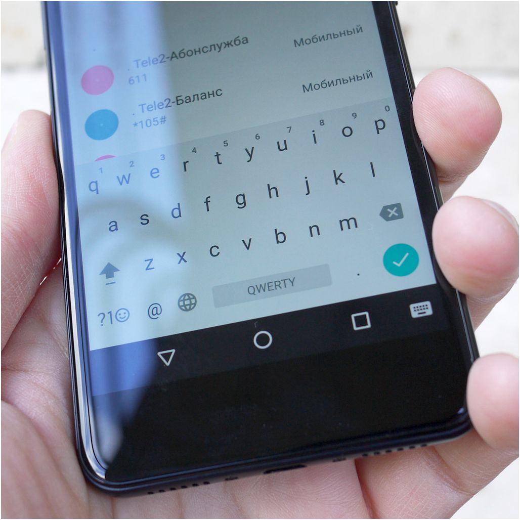 Обзор смартфона Fly Cirrus 13: без предрассудков