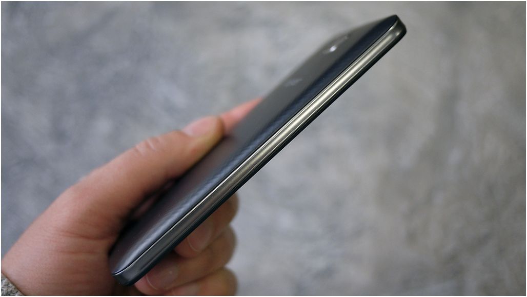 Обзор смартфона Huawei Honor 4C Pro: профессия – долгожитель