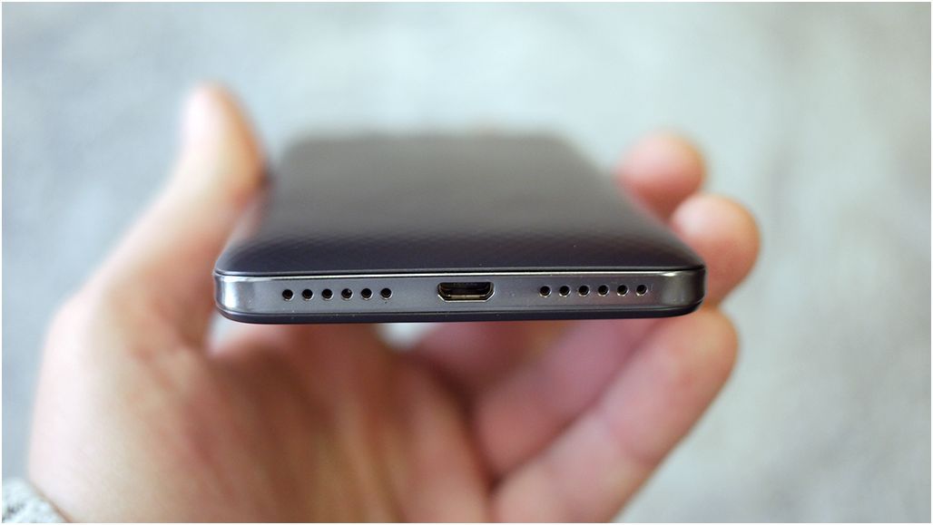 Обзор смартфона Huawei Honor 4C Pro: профессия – долгожитель