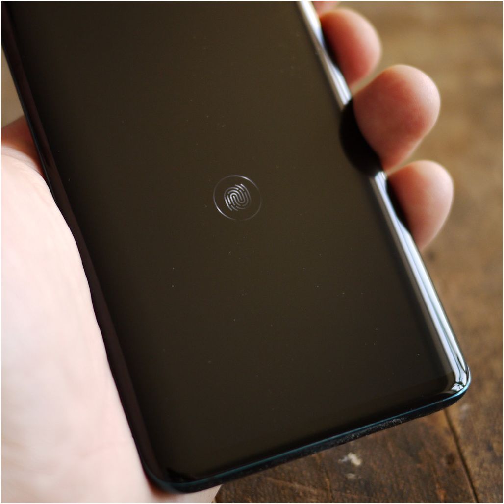 Обзор смартфона Huawei Mate 20 Pro: удобные инновации (обзор, смартфона, huawei, mate, удобный, инновации) Обзор смартфона Huawei Mate 20 Pro: удобные инновации