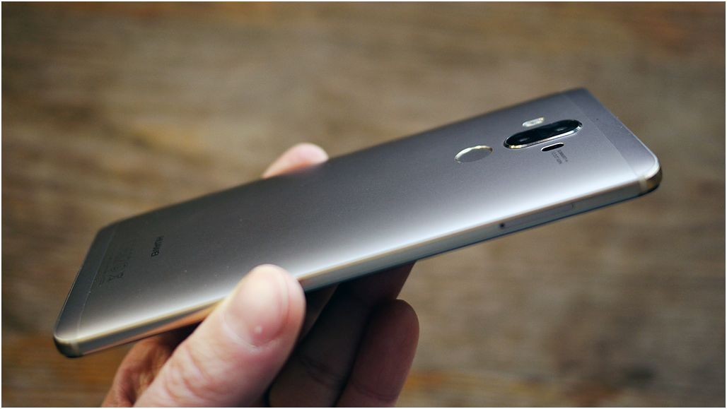 Обзор смартфона Huawei Mate 9: большой фотофлагман