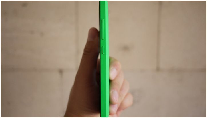 Обзор смартфона Nokia XL: Android-"бюджетник" с пятидюймовыми амбициями