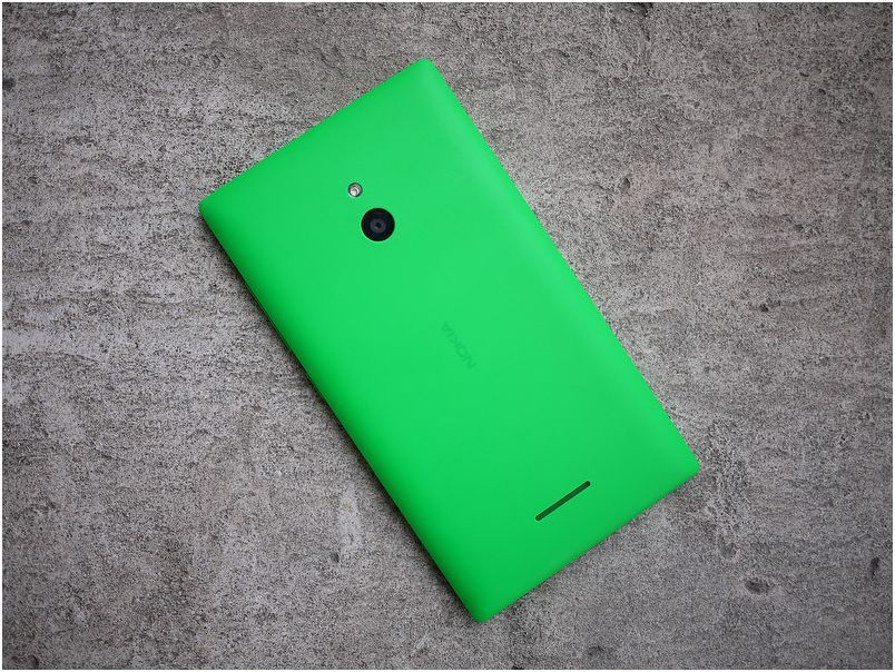 Обзор смартфона Nokia XL: Android-"бюджетник" с пятидюймовыми амбициями