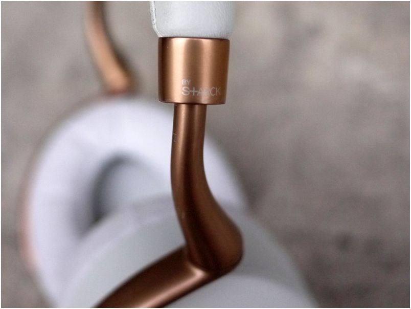 Умный звук. Обзор беспроводных наушников Parrot Zik