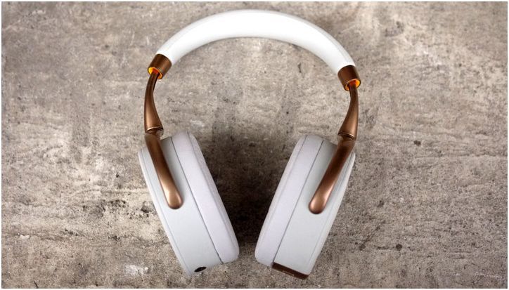 Умный звук. Обзор беспроводных наушников Parrot Zik