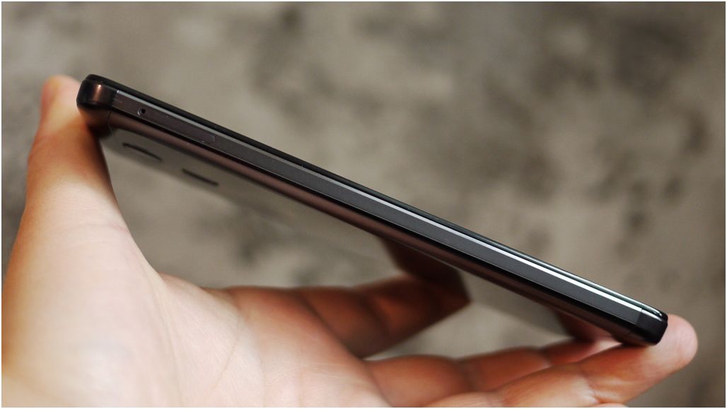 Обзор смартфона Fly Power Plus FHD: долгожитель с большим экраном