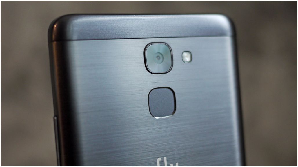 Обзор смартфона Fly Power Plus FHD: долгожитель с большим экраном