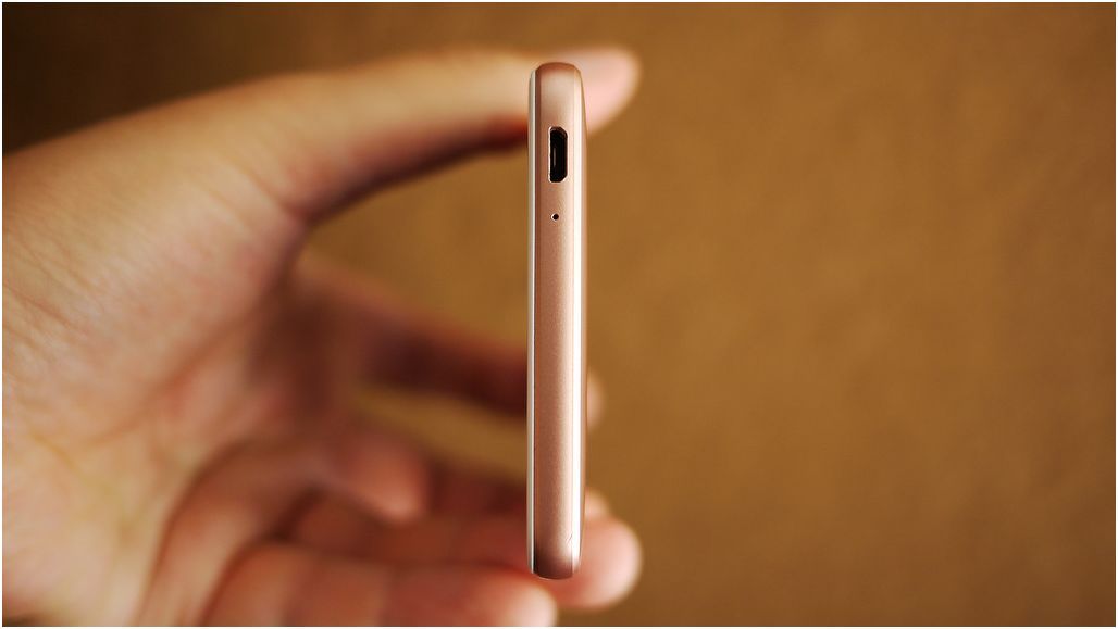 Обзор смартфона Highscreen Tasty: с металлическим привкусом