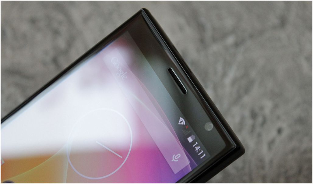 Обзор смартфона Highscreen Zera U: долгожитель c двумя батареями (обзор, смартфона, highscreen, zera) Обзор смартфона Highscreen Zera U: долгожитель c двумя батареями