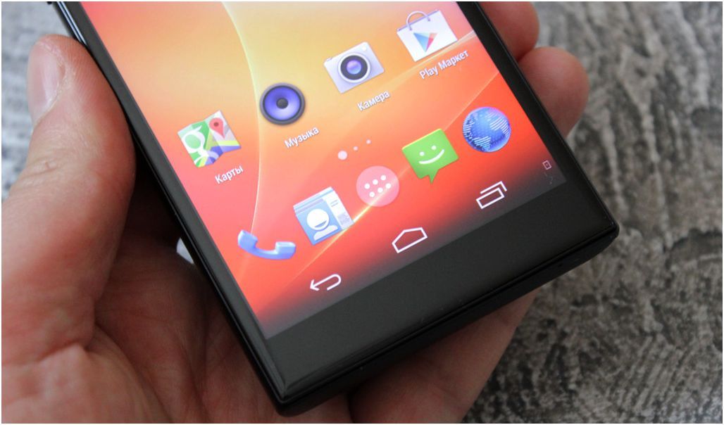 Обзор смартфона Highscreen Zera U: долгожитель c двумя батареями (обзор, смартфона, highscreen, zera) Обзор смартфона Highscreen Zera U: долгожитель c двумя батареями