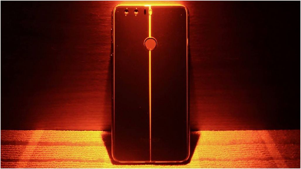 Обзор смартфона Honor 8: бережливая красота (обзор, смартфона, honor, бережливый, красота) Обзор смартфона Honor 8: бережливая красота