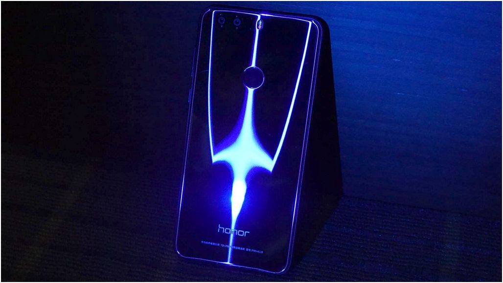 Обзор смартфона Honor 8: бережливая красота (обзор, смартфона, honor, бережливый, красота) Обзор смартфона Honor 8: бережливая красота