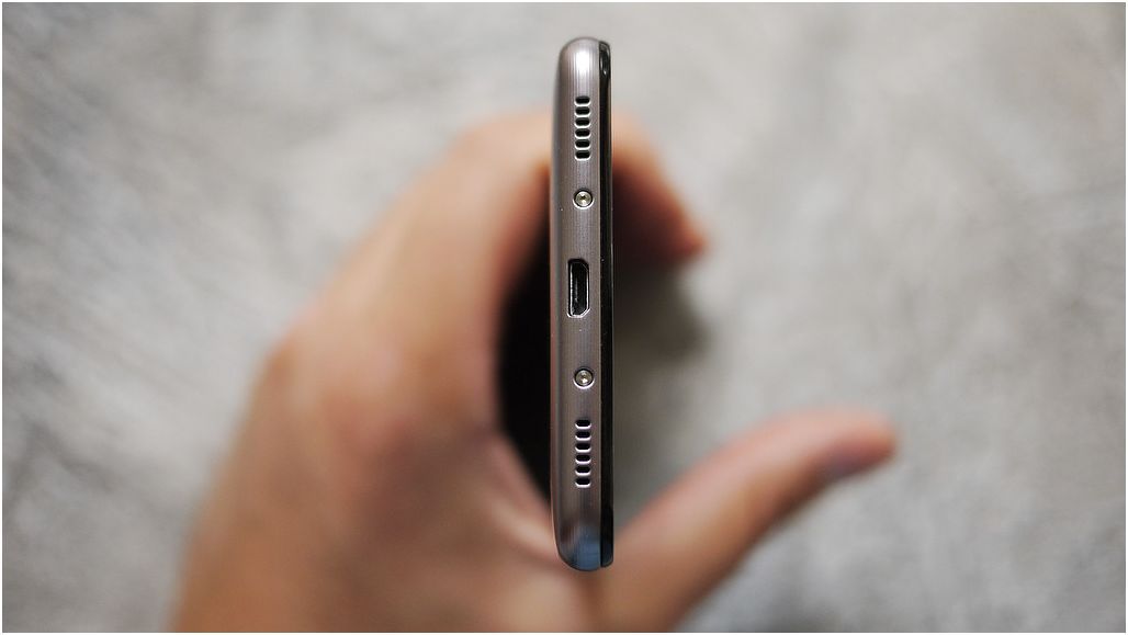 Обзор смартфона Huawei Honor 5C: в "железной" обертке