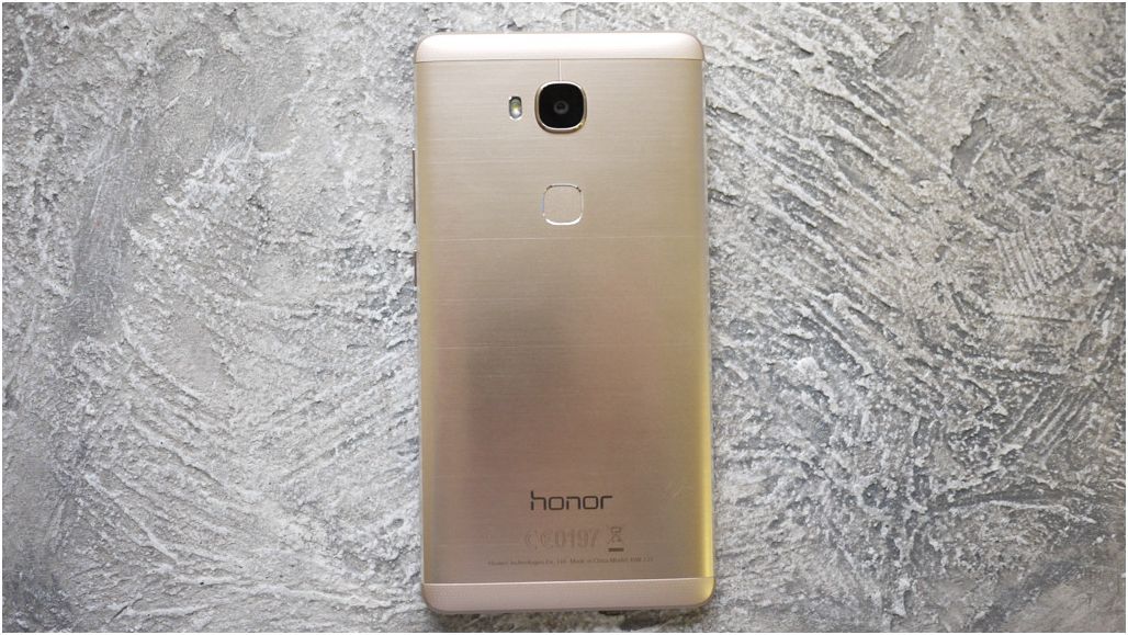 Обзор смартфона Huawei Honor 5X: стильный бюджетник