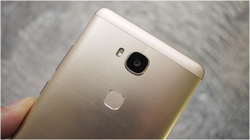 Обзор смартфона Huawei Honor 5X: стильный бюджетник