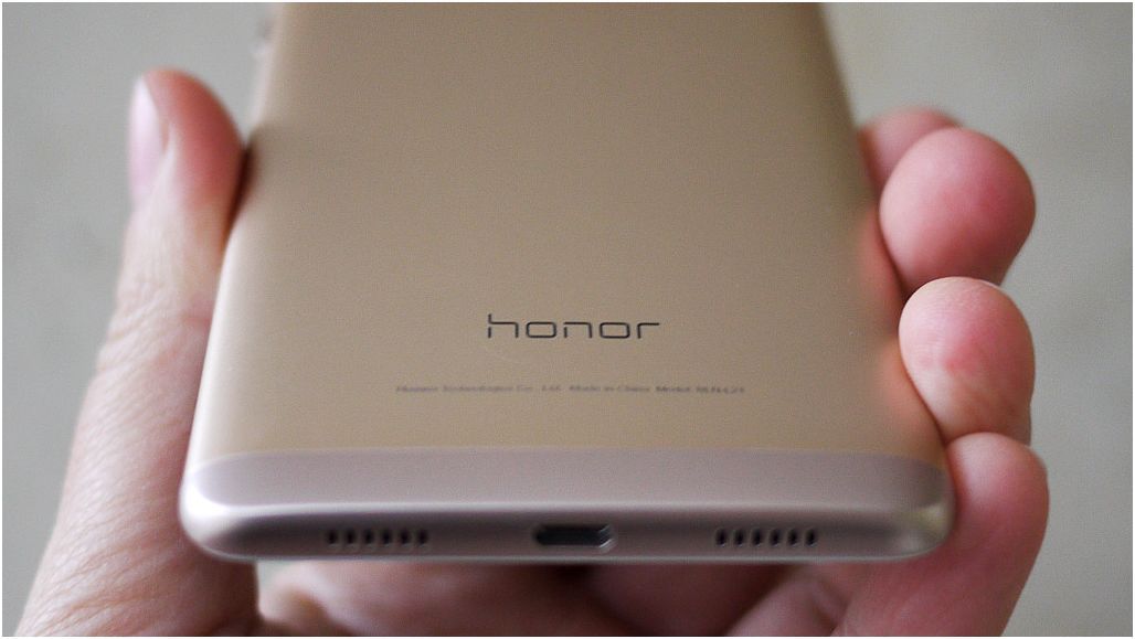 Обзор смартфона Huawei Honor 6X: двухкамерный и доступный (обзор, смартфона, huawei, honor, двухкамерный) Обзор смартфона Huawei Honor 6X: двухкамерный и доступный