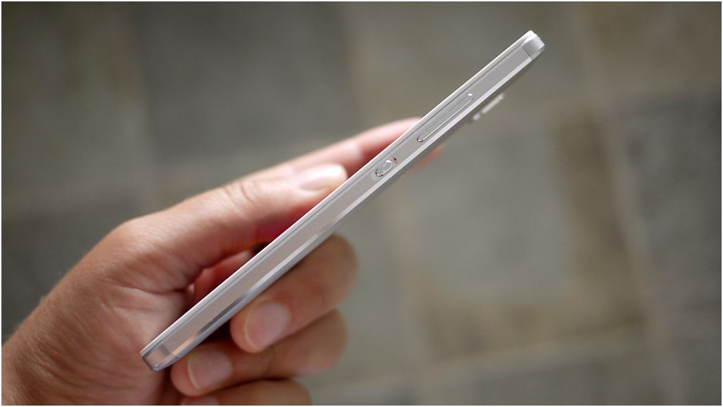Обзор смартфона Huawei Honor 7: доступный шик