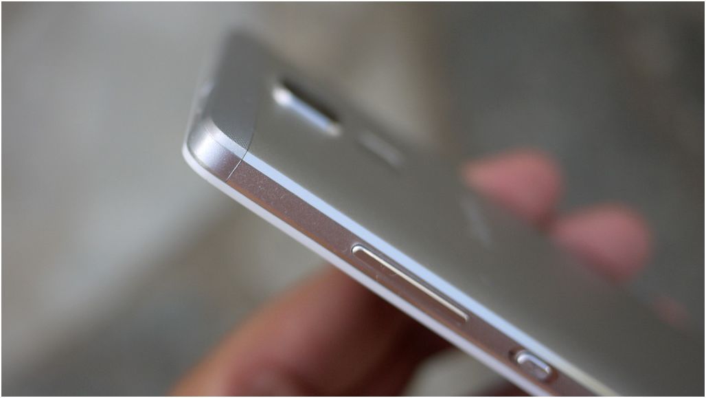 Обзор смартфона Huawei Honor 7: доступный шик