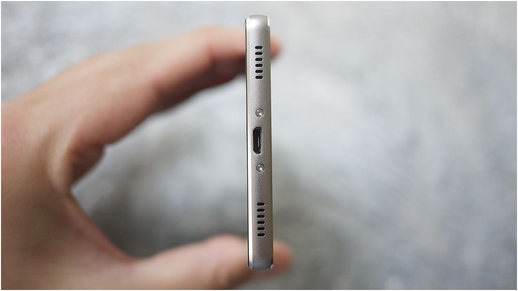 Обзор смартфона Huawei P8: сверхтонкий, двухсимочный, металлический (обзор, смартфона, huawei, сверхтонкий) Обзор смартфона Huawei P8: сверхтонкий, двухсимочный, металлический