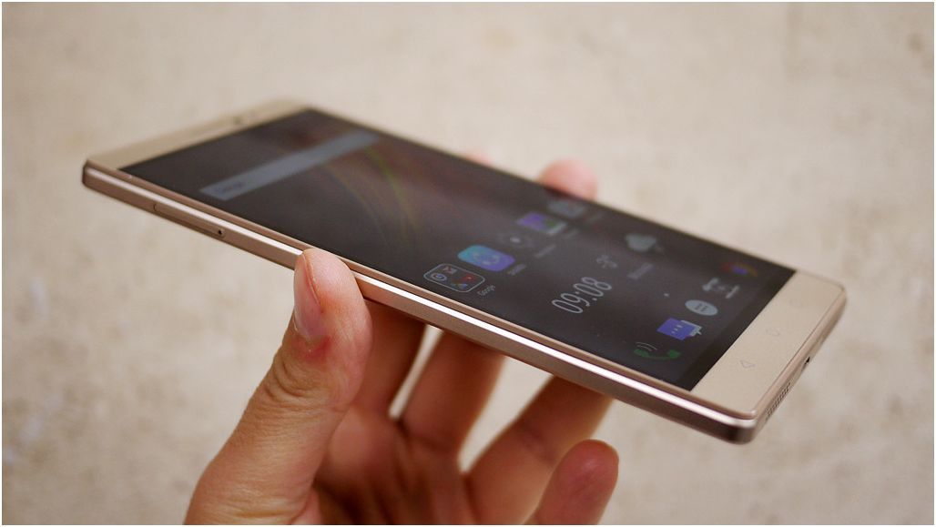 Обзор смартфона Lenovo Phab 2: карманный кинотеатр