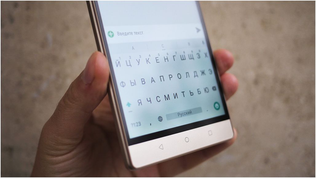 Обзор смартфона Lenovo Phab 2: карманный кинотеатр