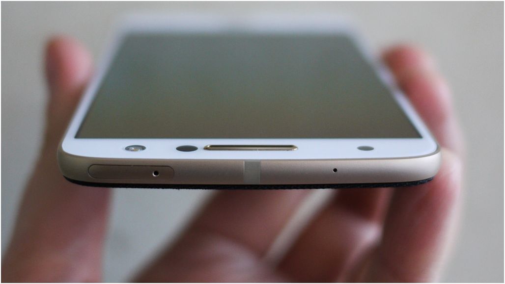 Обзор смартфона Lenovo Moto Z: сверхтонкий модульный флагман