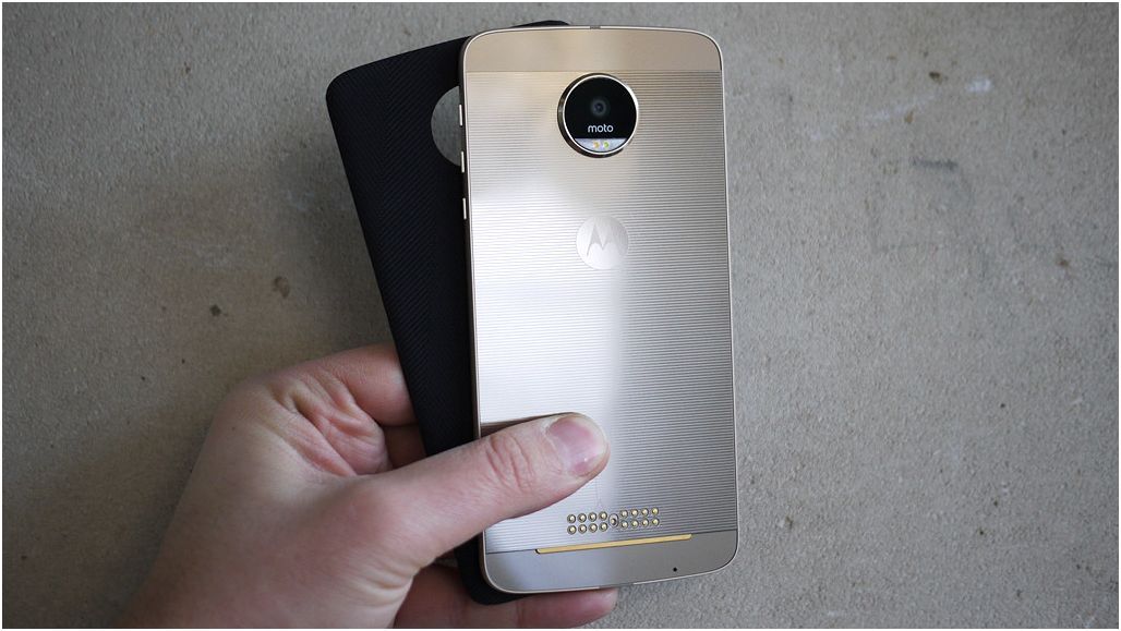 Обзор смартфона Lenovo Moto Z: сверхтонкий модульный флагман