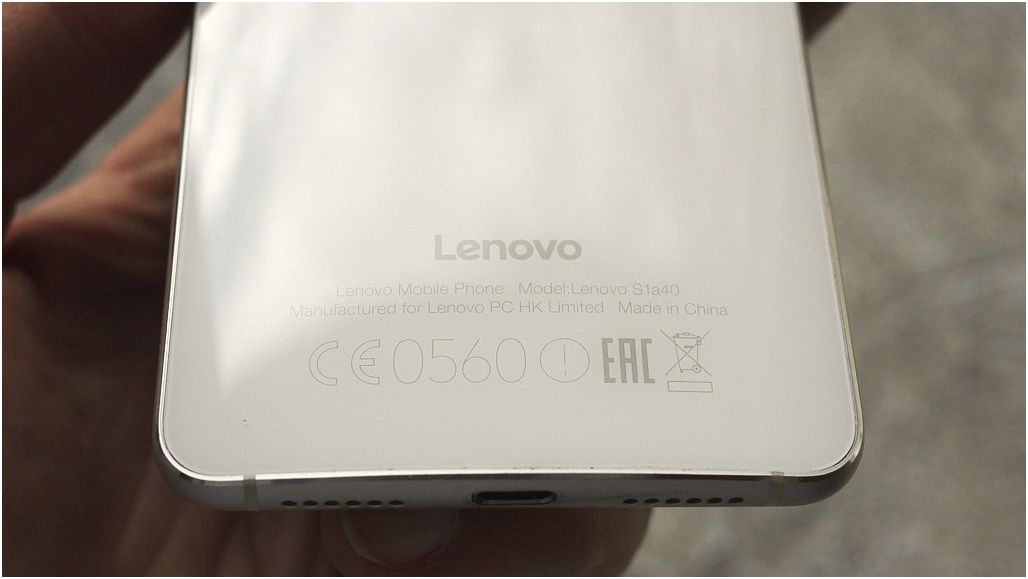 Обзор смартфона Lenovo Vibe S1: дуэт для селфи