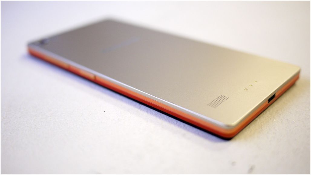Обзор смартфона Lenovo Vibe X2: первый слоеный (обзор, смартфона, lenovo, vibe) Обзор смартфона Lenovo Vibe X2: первый слоеный