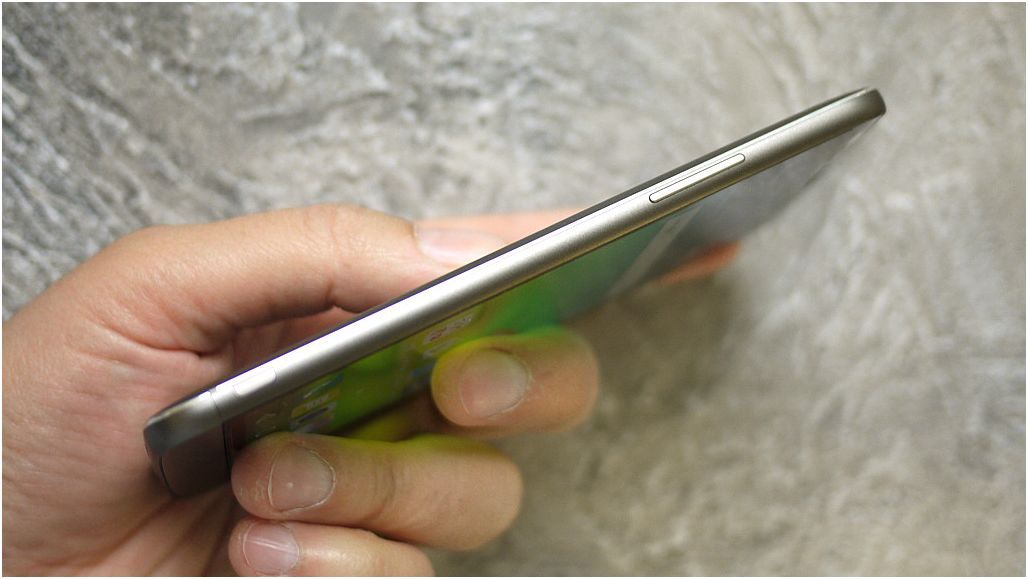 Обзор смартфона LG G5 SE: "дружный" трансформер (обзор, смартфона, дружный, трансформер) Обзор смартфона LG G5 SE: "дружный" трансформер